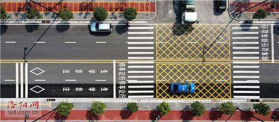 鋪設(shè)生命警戒線——用交通標(biāo)線筑牢學(xué)生出行安全屏障